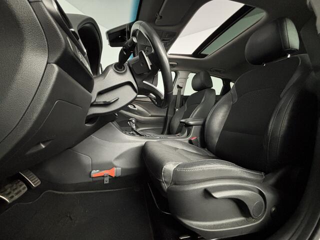 Hyundai I 30 Fastback 1.4 T-GDI Premium | Panorama dak | 18" |