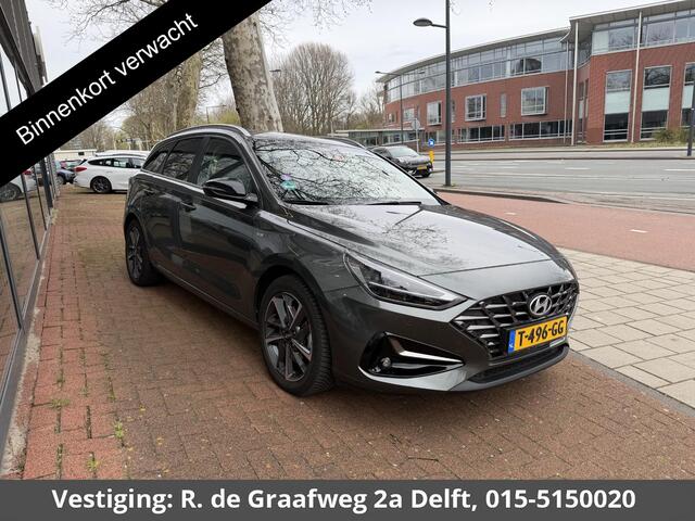 Hyundai I 30 Wagon 1.5 T-GDi MHEV Premium | Stuur-/Stoelverwarming | Navigatie | Parkeersensoren voor & Achter |