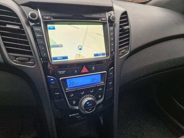 Hyundai I 30 Wagon 1.4 i-Drive Navigatie Climate Cruise Trekhaak Camera Privacyglas