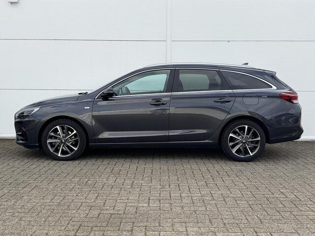Hyundai I 30 Wagon 1.5 T-GDi MHEV Premium / Airco (automatisch) / Apple Carplay/Android Auto / Cruise control / Lichtmetalen velgen 17" /