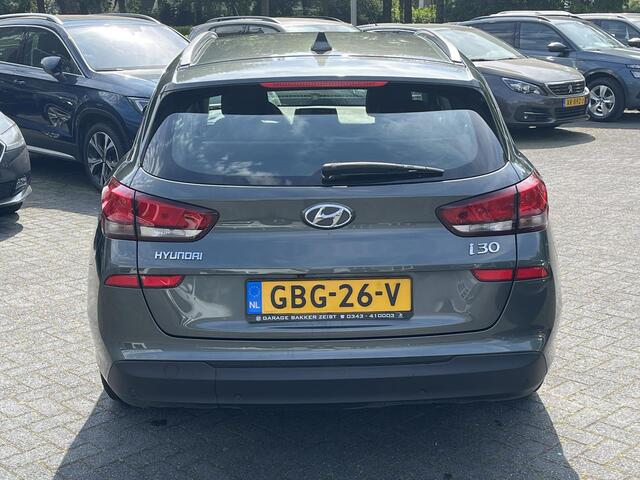 Hyundai I 30 Wagon 1.0 T-GDi MHEV Aut. Comfort Smart | CAMERA | STOELVERW. | APPLE CARPLAY/ANDROID AUTO |