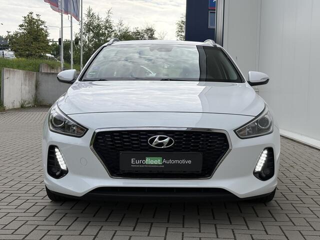 Hyundai I 30 1.4 T-GDI Comfort | AUTOMAAT | Carplay | Camera | Stuur & stoelverwarming | Trekhaak