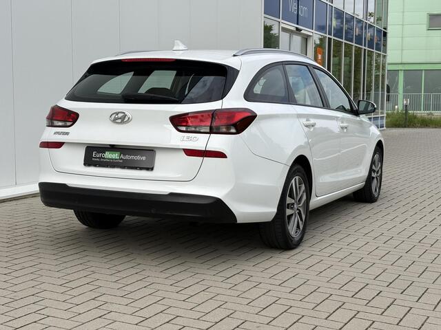 Hyundai I 30 1.4 T-GDI Comfort | AUTOMAAT | Carplay | Camera | Stuur & stoelverwarming | Trekhaak