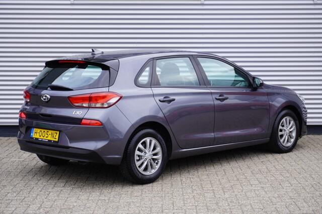 Hyundai I 30 1.0 T-GDI Comfort / Trekhaak / Camera / Apple CarPlay / Android Auto / Climate Control