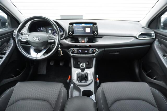 Hyundai I 30 1.0 T-GDI Comfort / Trekhaak / Camera / Apple CarPlay / Android Auto / Climate Control