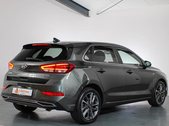 Hyundai I 30 1.5 T-GDi MHEV Premium Sky Panoramadak, Stoelverwarming, Stuurverwarming,