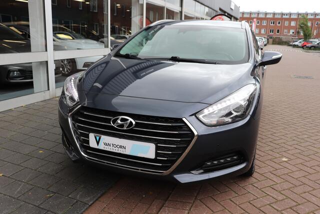 Hyundai I 40 Wagon 2.0 GDI Style. Navigatie, Trekhaak. 1500 kg trekgewicht.