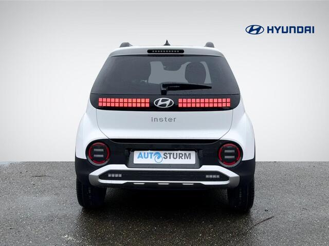 Hyundai INSTER Evolve 49 kWh