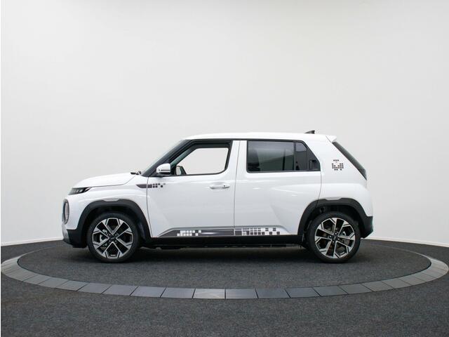 Hyundai INSTER Pulse 49 kWh + Winterpack | DEMO | Private lease