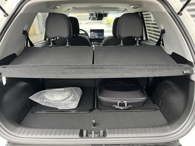 Hyundai INSTER Evolve Sky 49 kWh |¤3090 KORTING|360 CAMERA|STOELVERWARMING|SENSOREN VOOR & ACHTER| SCHUIF/-KANTEL DAK|