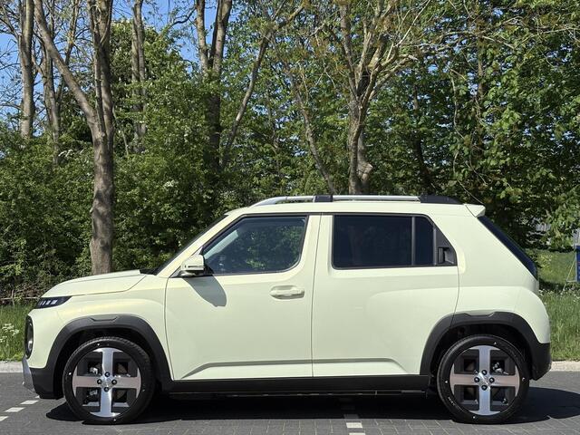 Hyundai INSTER Evolve Sky 49 kWh |¤3655 KORTING|360 CAMERA|STOELVERWARMING|SENSOREN VOOR & ACHTER| SCHUIF/-KANTEL DAK|