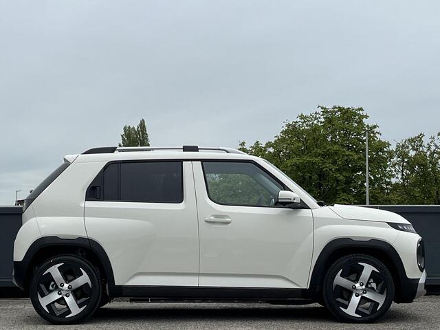 Hyundai INSTER Evolve 49 kWh |¤3555 KORTING|VOORRAAD|360 CAMERA|STOEL/-STUURVERWARMING|DODEHOEKDETECTIE|