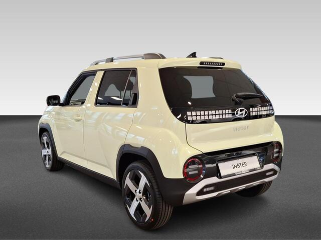Hyundai INSTER Evolve 49 kWh Winter Pack | Tech Peck | Buttercream Yellow