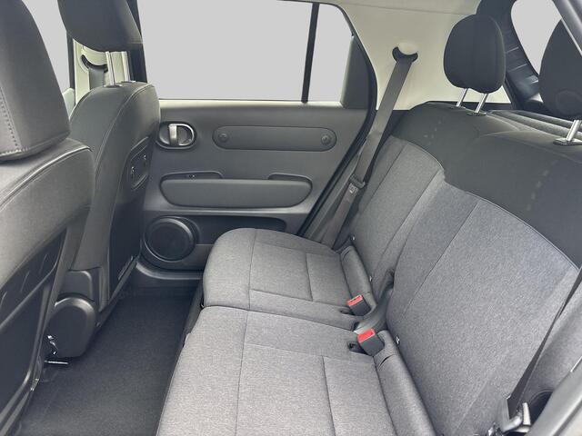 Hyundai INSTER Pulse 49 kWh VAN: ¤28.190 VOOR: ¤24.641