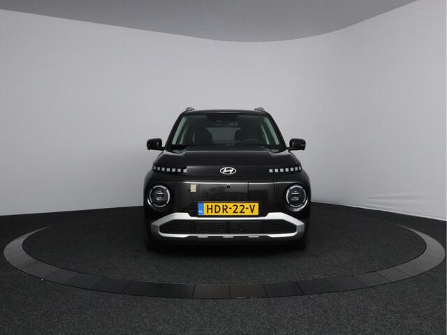 Hyundai INSTER Evolve 49 kWh | Warmtepomp | 360KM WLPT | LED | 360 Camera | Navi | Sfeerverlichting | 17'' Velgen |
