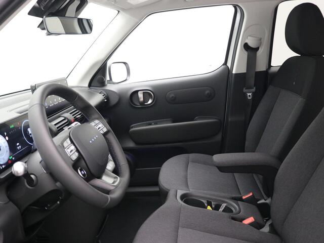 Hyundai INSTER Evolve Sky 49 kWh Winter & Tech Pakket MY26 / 2000 Voordeel / Warmtepomp / Stoel- & Stuurverwarming / Climate Control / Adaptive Cruise Control / V2L / 3 Fase /