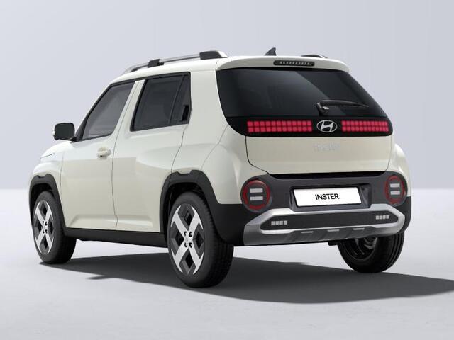 Hyundai INSTER Evolve 49 kWh | Winterpack | Uit voorraad leverbaar | Warmtepomp | Stoel en stuurverwarming | Parkeersensoren voor en achter | Adaptieve cruise control