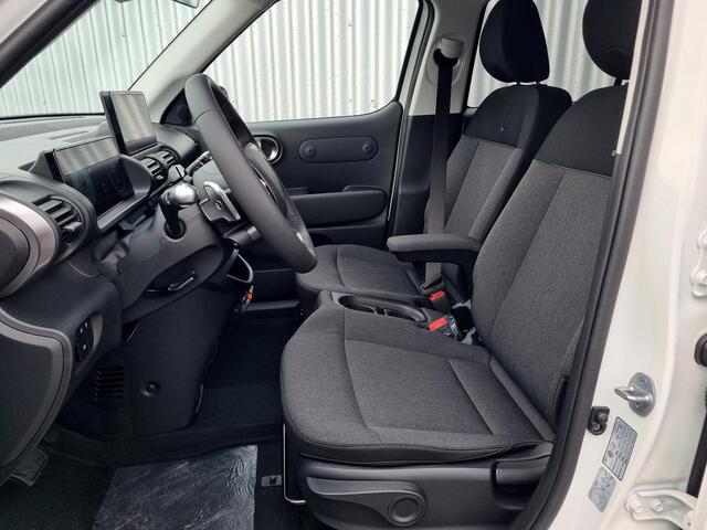 Hyundai INSTER Evolve 49 kWh Winter + Tech Pack / ¤3000,- Voordeel / airco (automatisch)/ Apple Carplay/Android Auto/ navigatiesysteem/