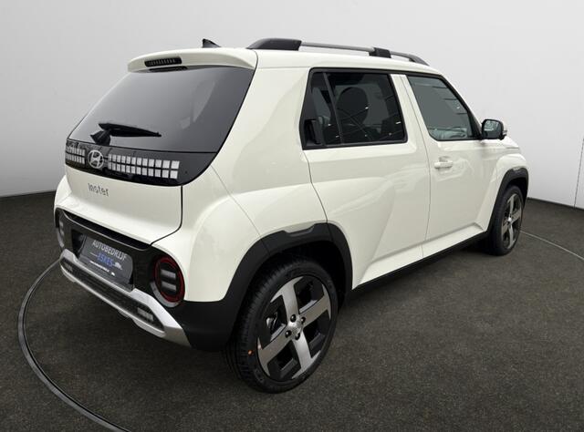 Hyundai INSTER Evolve 49 kWh met Winter Pack + Tech Pack
