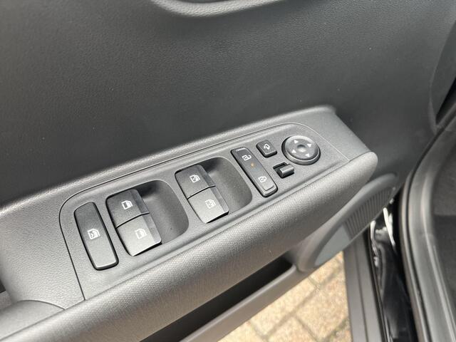 Hyundai INSTER Evolve 49 kWh | Rijklaarprijs! | Winter pakket | Apple CarPlay/Android Auto | Cruise Control | 17" wielen |