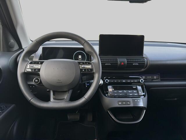 Hyundai INSTER Evolve Sky 49 kWh