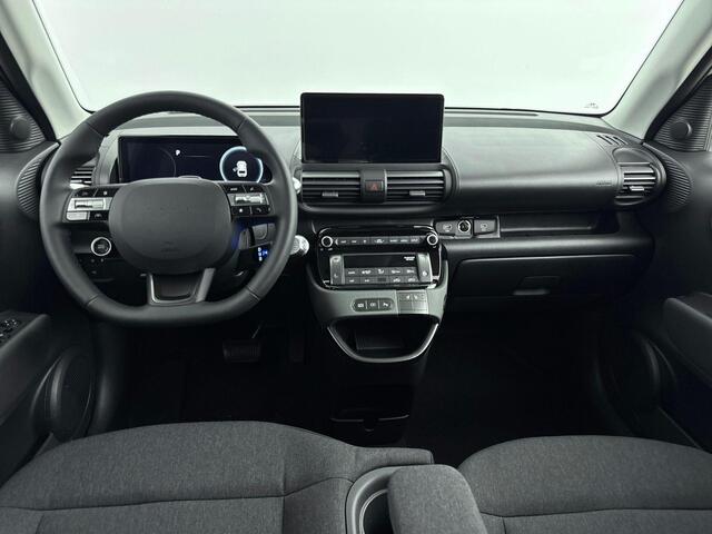 Hyundai INSTER Pulse 49 kWh | SNEL LEVERBAAR | VERSCHUIFBARE ACHTERBANK | PARKEERSENSOREN RONDOM | NAVI | APPLE CARPLAY/ANDROID AUTO |
