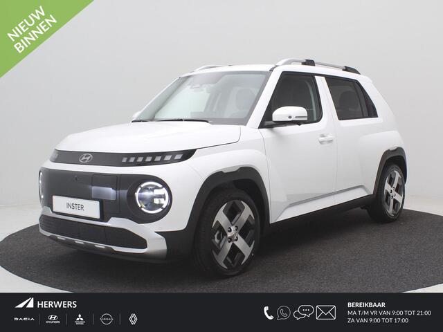 Hyundai INSTER Evolve Sky 49 kWh / ¤3000,- Voordeel / Snel Leverbaar / Warmtepomp / Stoel- & Stuurverwarming / Climate Control / Adaptive Cruise Control / / 3 Fase /
