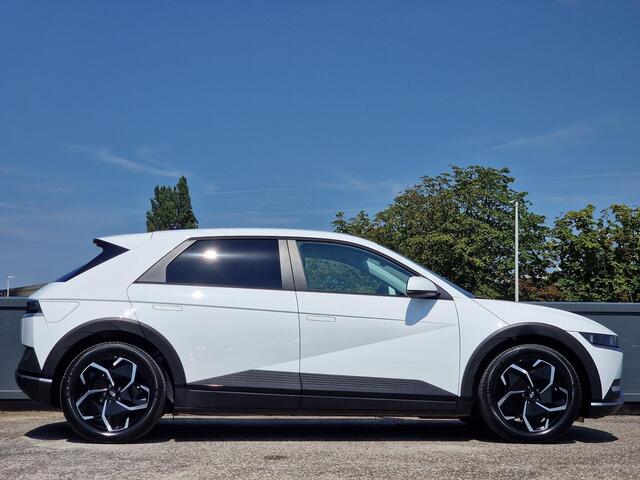 Hyundai IONIQ 5 Style 77.4 kWh |¤13.900 KORTING|CAMERA|SENSOREN|NAVIGATIE|APPLE CARPLAY & ANDROID AUTO|