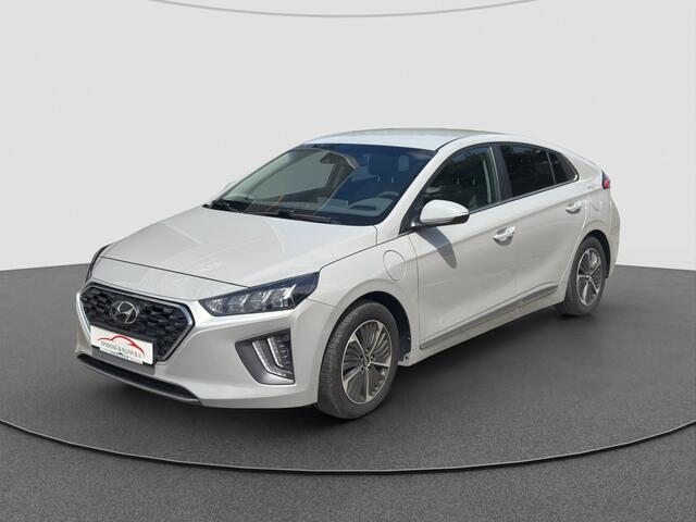 Hyundai IONIQ 1.6 GDi PHEV Style | Trekhaak | Winterpack | Adaptive | Camera