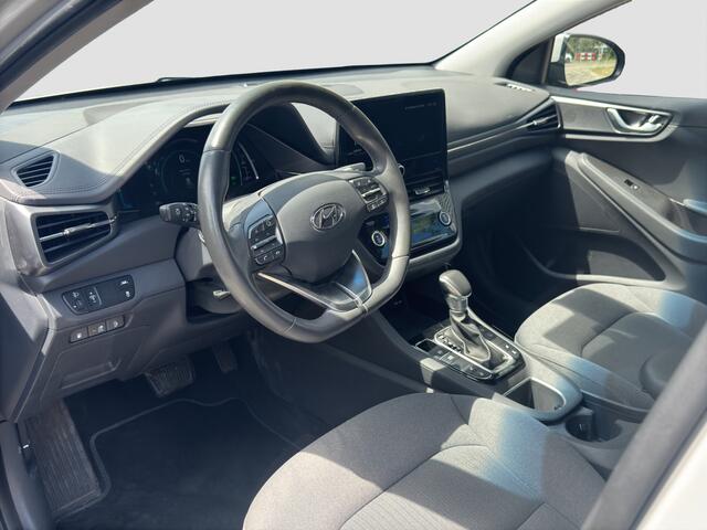 Hyundai IONIQ 1.6 GDi PHEV Style | Trekhaak | Winterpack | Adaptive | Camera