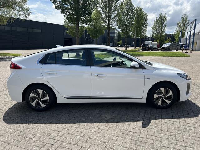 Hyundai IONIQ 1.6 GDi Comfort HYBRID XENON CAMERA DEALER NAP