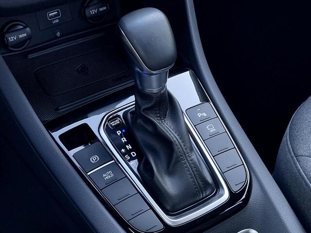 Hyundai IONIQ 1.6 Hybrid HEV Comfort - Plus Automaat / Navigatie / Achteruitrijcamera / Cruise Control Adaptief / Draadloze Telefoonlader