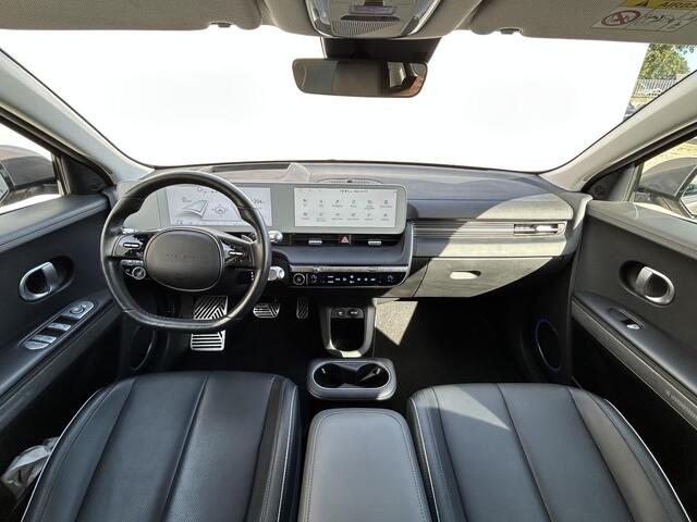 Hyundai IONIQ 5 Lounge 73kWh Automaat / Afneembare trekhaak / Trekhaak ( 1.600 kg ) / HUD / Apple carplay Android auto / Head-up Display / Stoelverwarming- en verkoeling / Bose geluidsinstallatie / Lederen bekleding /