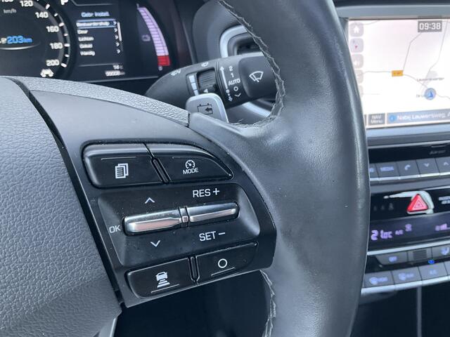 Hyundai IONIQ Premium EV Incl.BTW Trekhaak Pano Leer Stoelverw+Ventilatie Adap.Cruise Keyless BOMVOL!