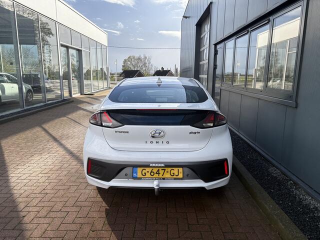 Hyundai IONIQ 1.6 GDi PHEV Premium TREKHAAK/LEDER/KEYLESS/CAMERA/PDC/WINTERPACK