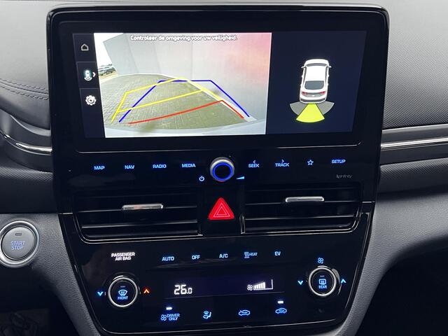 Hyundai IONIQ Comfort EV 38 kWh Automaat / Dealer onderhouden / Accu SoH 100% / Navigatie Bleulink / Adaptieve CC / Stuur- en stoelverwarming / Apple Carplay Android /