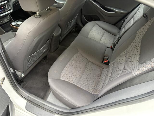 Hyundai IONIQ Comfort EV / AUTOMAAT / NAVI / INFINITY / CRUISE