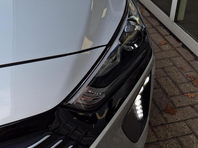 Hyundai IONIQ 1.6 GDi i-Motion | Trekhaak | Climate Control | Lichtmetalen velgen | Adaptief Cruise Control | Telefoonvoorbereiding |