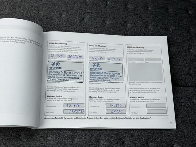 Hyundai IONIQ 5 Connect 73kWh / SOH 97.5 % / Fabrieksgarantie tot 11-2026 / Dealer Onderhouden / Batterij Garantie 8 Jaar / Warmtepomp / CCS Snel Laden / Adaptieve Cruise / Camera / Navigatie / BOSE / Dode hoek Detectie / Stoel Verwarming / Stuurwiel Verwaring /