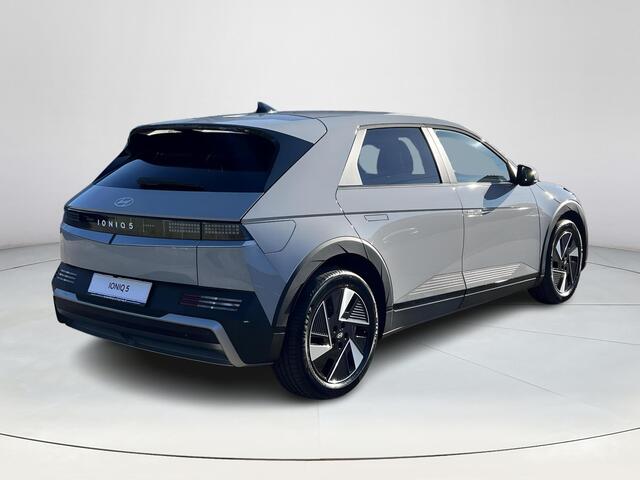 Hyundai IONIQ 5 Long Range Pure Edition 84 kWh | Apple Carplay/Android Auto | Adaptieve Cruise Control | Elektrische Stoel verstelling | Stoel / Stuurverwarming | Camera |Uit Voorrraad Leverbaar |