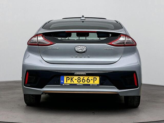 Hyundai IONIQ Premium EV | 28kWh | Lederen bekleding | Stoel- en stuurverwarming | Elektrisch verstelbare stoel | Schuif-/kanteldak elektrisch bedienbaar