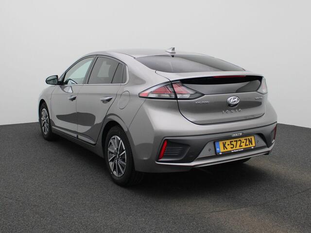 Hyundai IONIQ Premium EV 38 kWh | Automaat | Navigatie | Airco | Stoelverwarming | Stuurverwarming | Stoelverkoeling | Panorama Dak | elektrisch verstelbare stoelen | Parkeersensoren Voor & Achter | Parkeer Camera |