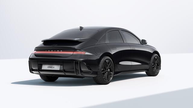 Hyundai IONIQ 6 Business 77.4 kWh / Nu met ¤9000 voordeel / Nieuw uit voorraad leverbaar / 545km WLTP Actieradius / 1500KG Trekgewicht / Navigate + Apple Carplay & Android Auto /