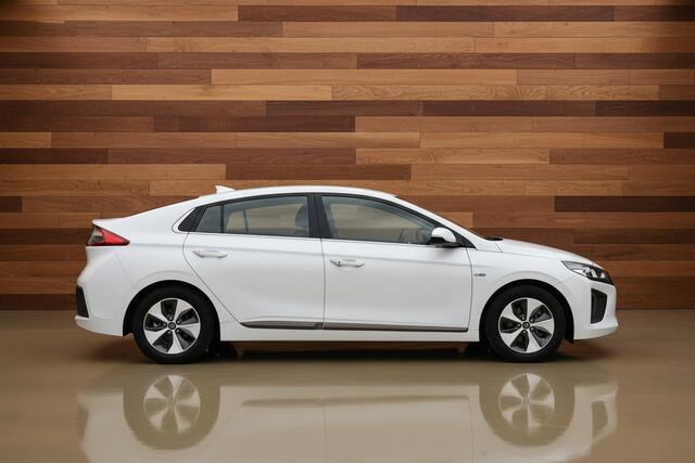 Hyundai IONIQ Premium EV | LEDER | STOELVERW