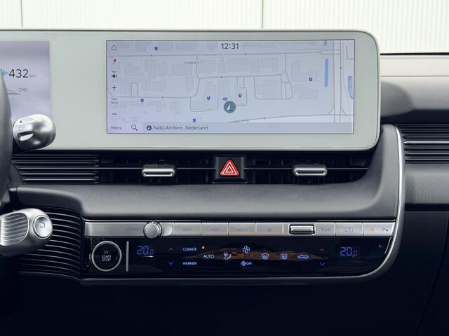 Hyundai IONIQ 5 Connect 77.4 kWh Automaat / SOH 100 % / Dealer onderhouden / 360 Camera / Warmtepomp / Stoel en stuur verwarming / Electrische achterklep / Inclusief winterwielen /