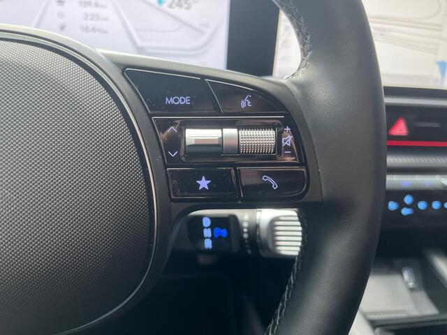 Hyundai IONIQ 6 Lounge 77.4 kWh 228pk | LEDEREN BEKLEDING | 800V ULTRA SNELLADEN | ELEK. VERSTELBARE STOELEN | MEMORY FUNCTIE | 360 GRADEN CAMERA | APPLE CARPLAY & ANDROID AUTO | ADAPTIEVE CRUISE CONTROL | STOEL- & STUURVERWARMING |