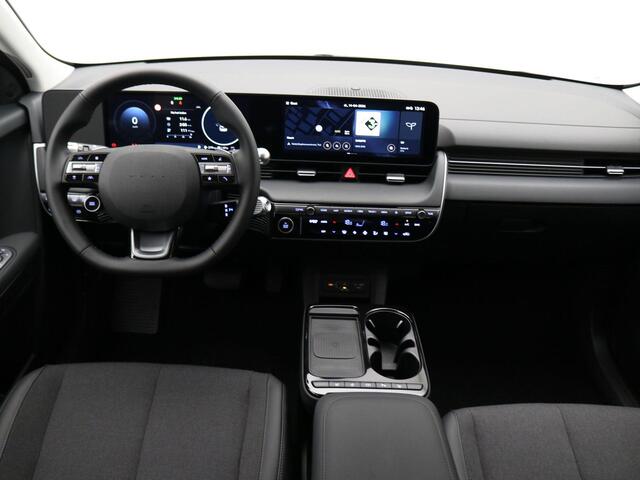 Hyundai IONIQ 5 Pure Edition 84 kWh / Nieuw direct leverbaar / 3-fase / Navigatie / Perkeersensoren / 100% SoH / 5 jaar Fabrieksgarantie / 8 Jaar accu garantie /