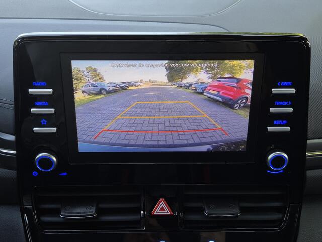 Hyundai IONIQ 1.6 GDi PHEV Comfort / All season banden / Stuur- & Stoelverwarming / Navigatie via Apple Carplay of Android Auto / Achteruitrijcamera / Cruise control / Parkeersensoren achter / Climate control /