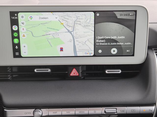 Hyundai IONIQ 5 Lounge 77.4 kWh / SOH 100% / Fabrieksgarantie tot 12-2027 / 8 jaar Batterijgarantie vanaf nieuw / Relax Pakket / Dealer onderhouden / CCS snelladen / Trekgewicht 1600 kg / Warmtepomp / Head Up Display / Elektrische achterklep / Rondomzicht camera / Stu