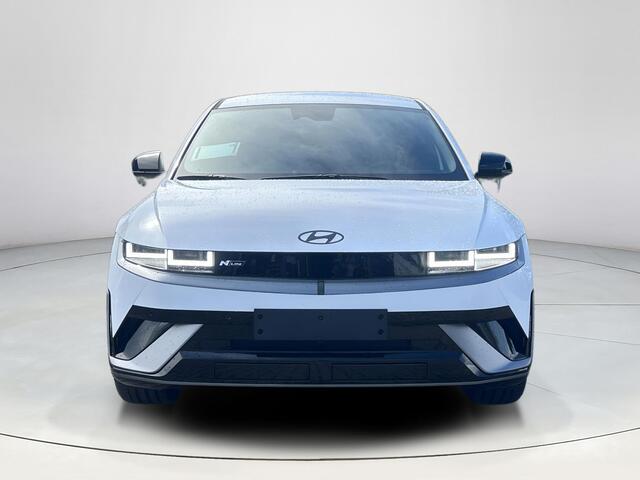 Hyundai IONIQ 5 N Line Business 84 kWh | Uit voorraad leverbaar! | Achteruitrijcamera | Stoelverwarming | Stuurverwarming | Elektrische stoelen | Verschuifbare 2e zitrij | Elektrische achterklep | Parkeersensoren voor/achter | Draadloze applecarplay en android auto |